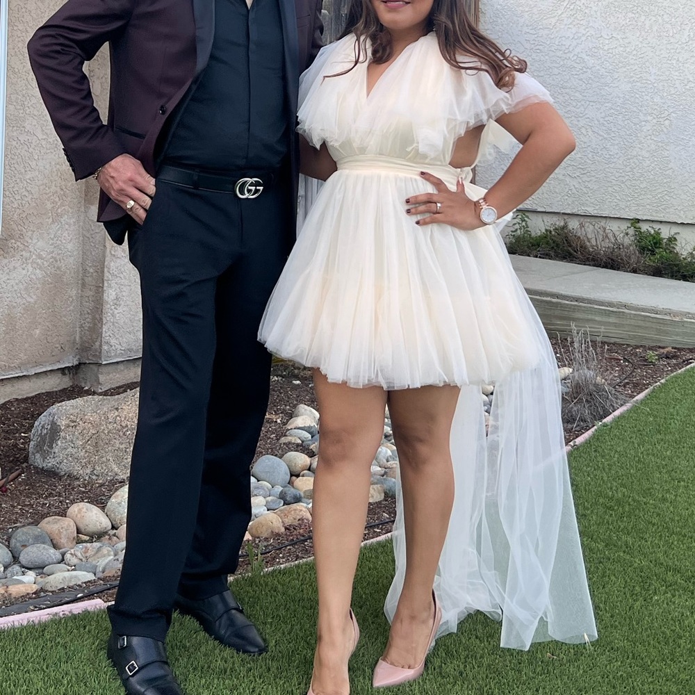 Beautiful white dress for Prom wedding size  S